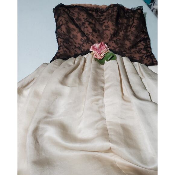 Vintage Hand Made Womens Lace Puff Skirt Evrning Gown Size Medium Feminine Boho - Picture 11 of 11